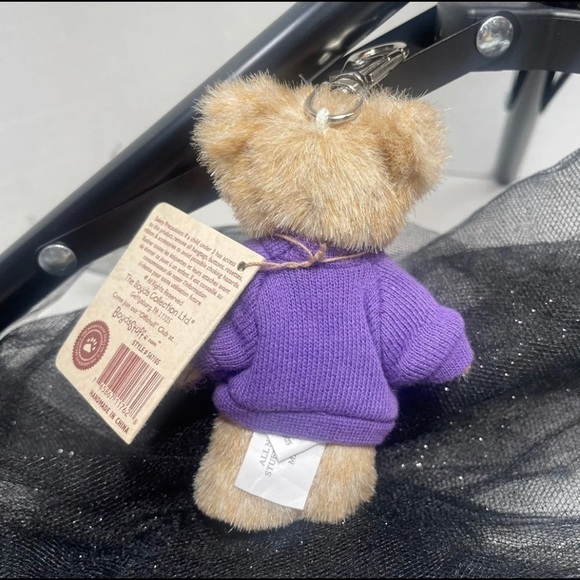 Vintage Retired Boyds Bear Mini Near Hugs plush bear 4” with key fob - Picture 2 of 11